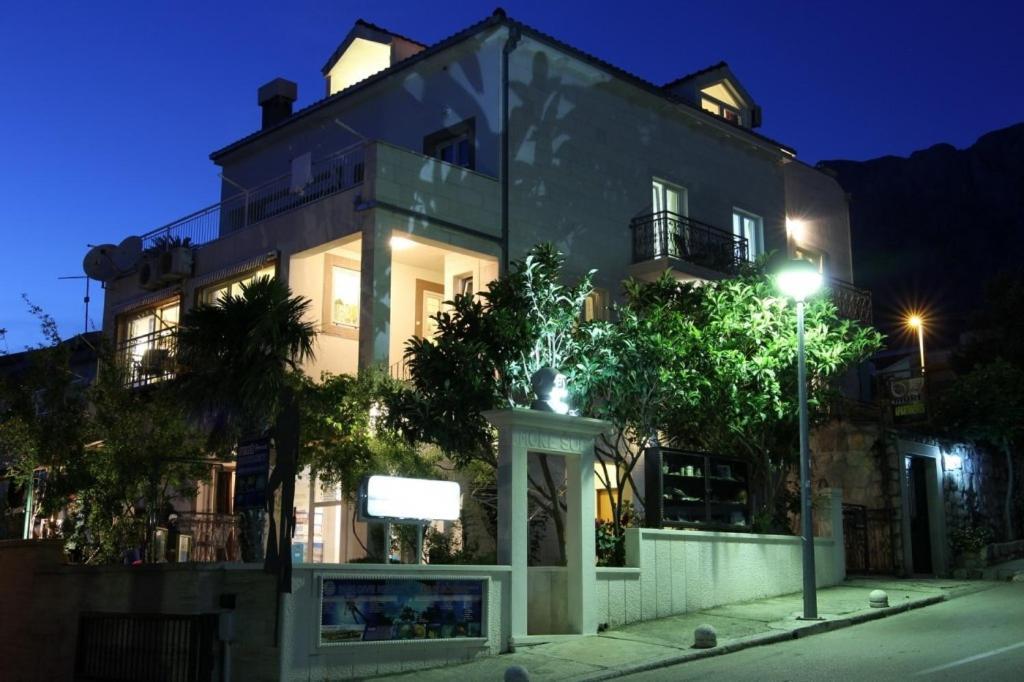 Apartments By The Sea Makarska - 15200 Εξωτερικό φωτογραφία